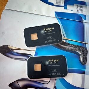 2x Cle de Peau Radiant Powder Foundation O20  travel size 0.8g=1.6g new